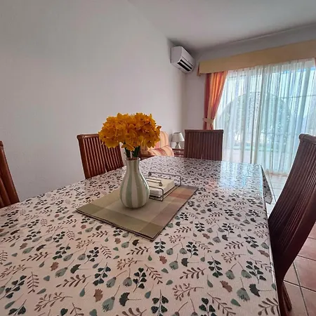 Sunny Air Conditioning In Every Tatil Evi Calp
